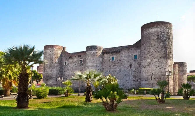 castello ursino sicily transfer taxi